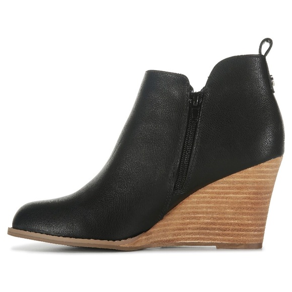 Gladice Wedge Bootie, Dolce Vita, NWOT - Picture 3 of 5